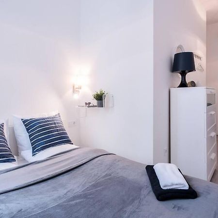 בודפשט Central Brand New And Modern Apartment מראה חיצוני תמונה