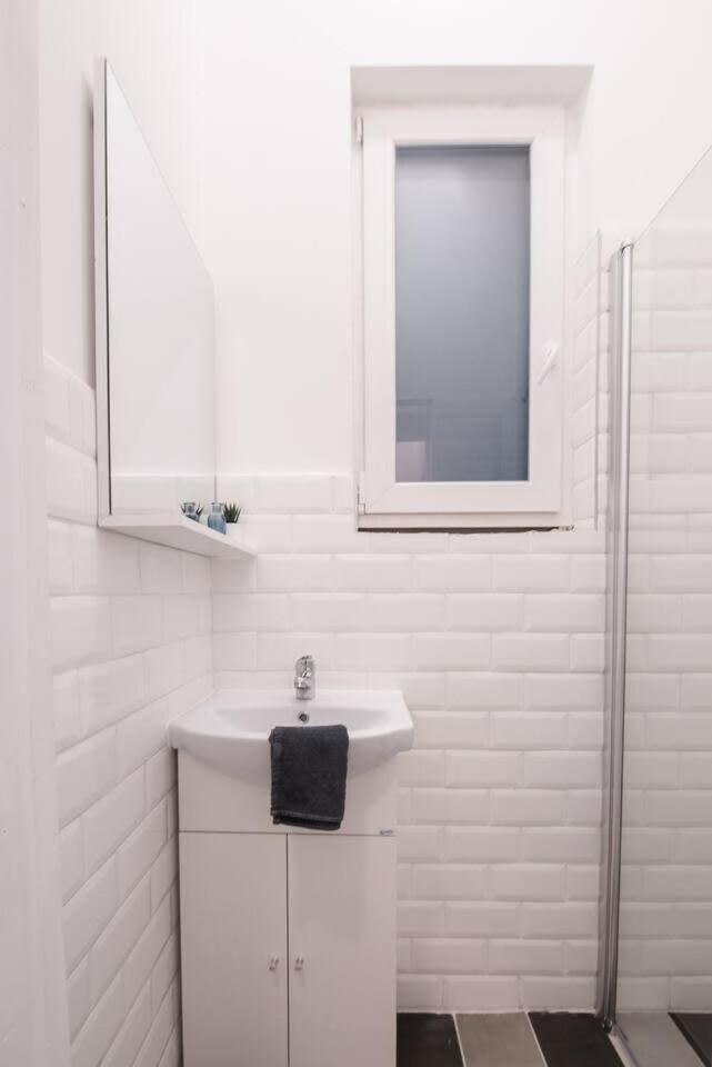 בודפשט Central Brand New And Modern Apartment מראה חיצוני תמונה