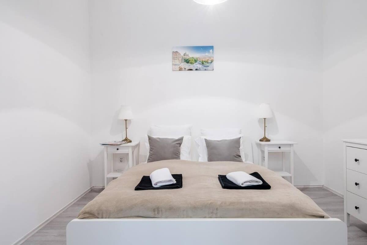 בודפשט Central Brand New And Modern Apartment מראה חיצוני תמונה