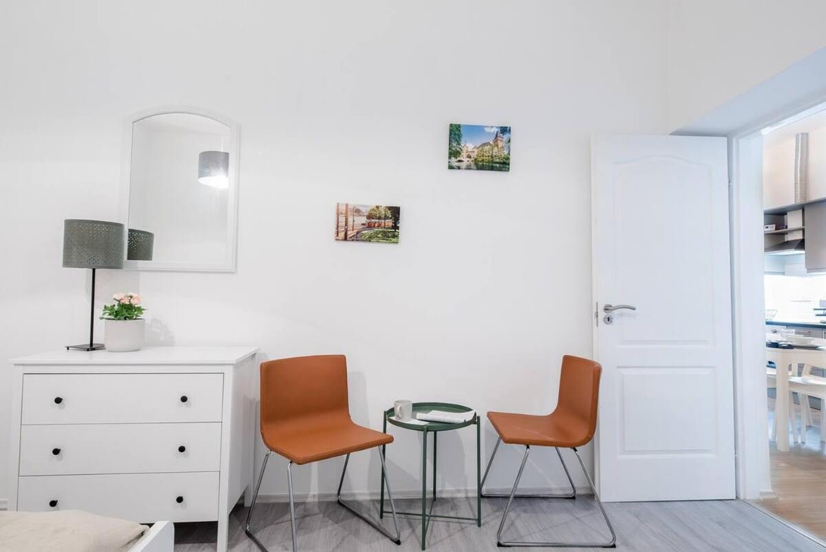 בודפשט Central Brand New And Modern Apartment מראה חיצוני תמונה