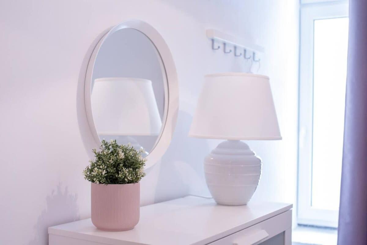 בודפשט Central Brand New And Modern Apartment מראה חיצוני תמונה