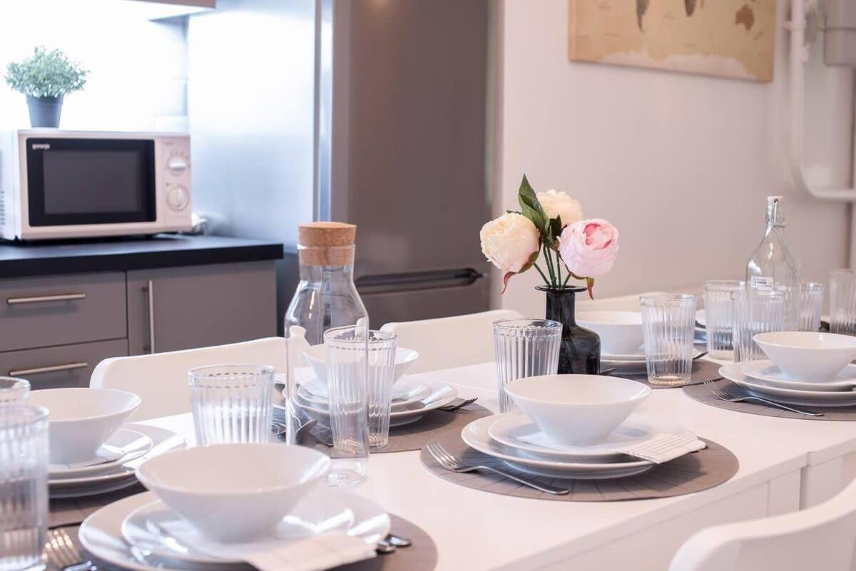 בודפשט Central Brand New And Modern Apartment מראה חיצוני תמונה