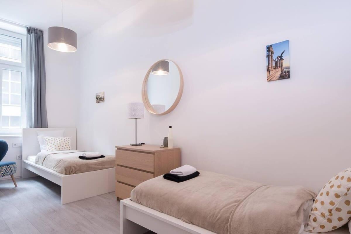 בודפשט Central Brand New And Modern Apartment מראה חיצוני תמונה